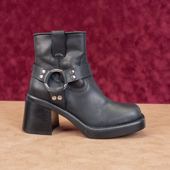 Jeffrey Campbell Women Operator Black Leather Moto Biker Ankle Boots sz 5 - Picture 3 of 8